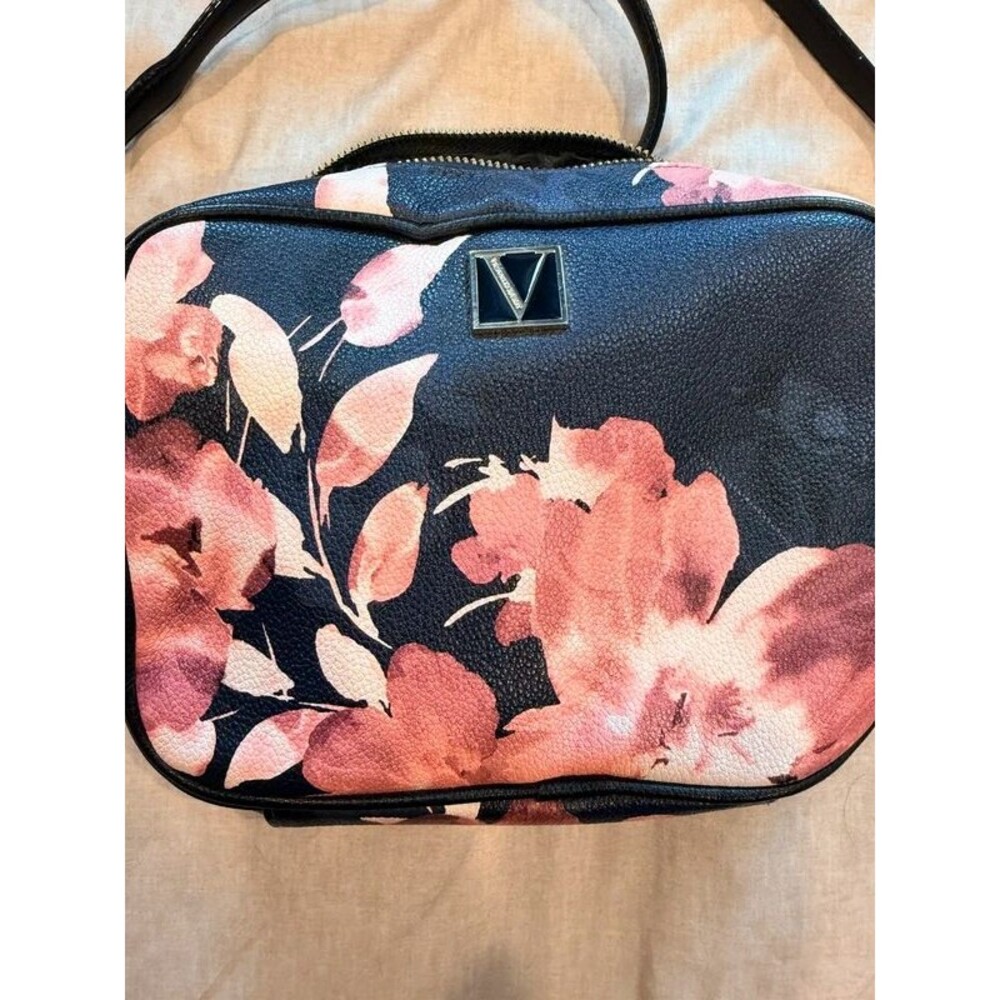 Hand bag